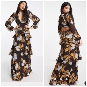 ASOS Design floral open back hydrangea print maxi size 4